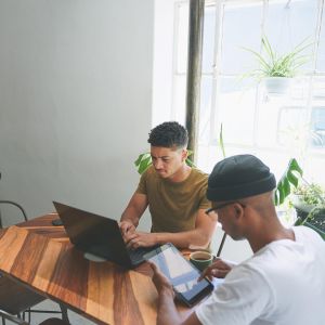 Cómo Usar la Intranet Corporativa para Mejorar la Colaboración de tu Equipo Remoto 3 Colaboración Remota a través de la Intranet Corporativa